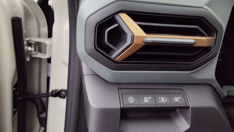 Aperçu du véhicule : 1.2 TCE MILD HYBRID 130CH EXTREME 4X4