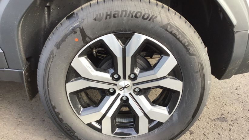Aperçu du véhicule : DUSTER Hybrid 140 4x2 Expression