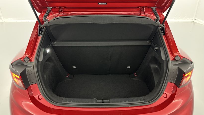 Aperçu du véhicule : 1.5 L Hybrid+ 195ch Standard