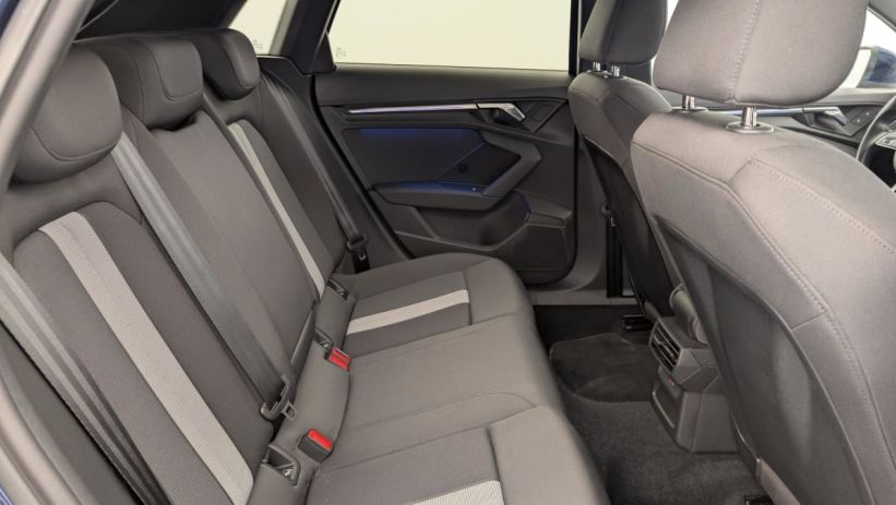 Aperçu du véhicule : 30 TDI 116 S tronic 7 Design