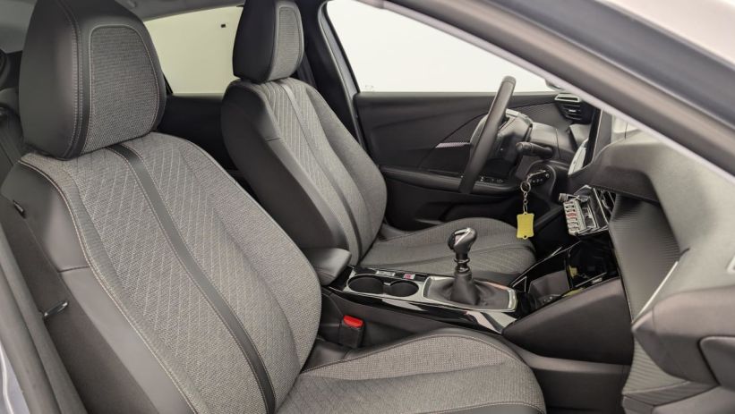 Aperçu du véhicule : 100 S S BVM6 Allure