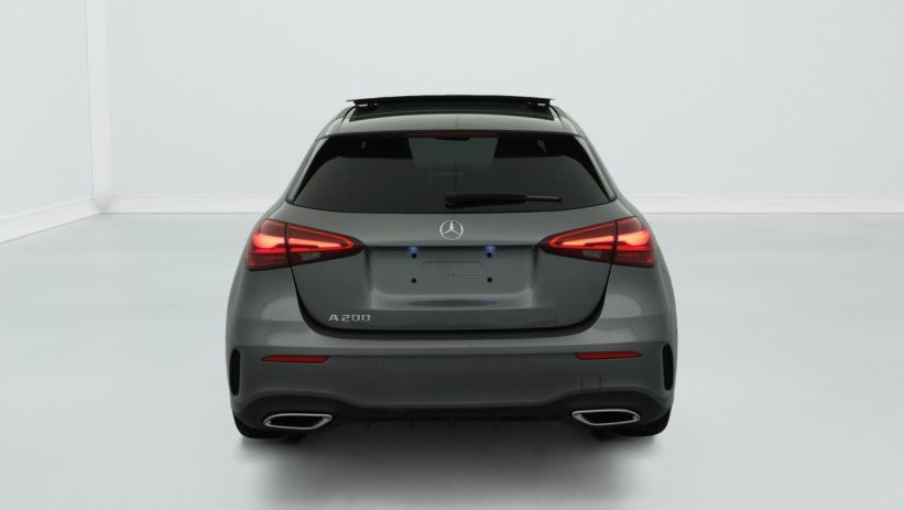 Aperçu du véhicule : 200 7G-DCT AMG LINE