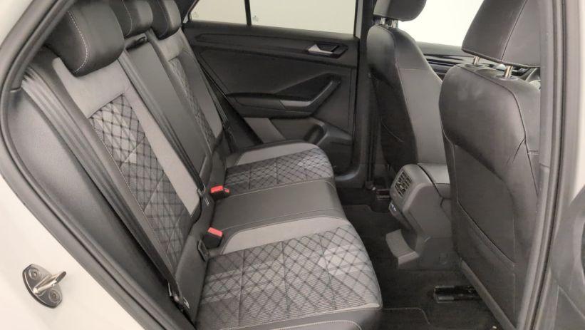 Aperçu du véhicule : 1.5 TSI EVO 150 START STOP BVM6 R-LINE