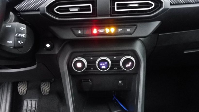 Aperçu du véhicule : 1.0 TCE 110CH EXPRESSION 7 PLACES