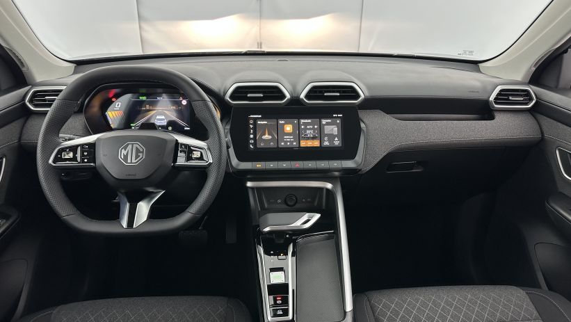 Aperçu du véhicule : 1.5 L Hybrid+ 197ch Standard