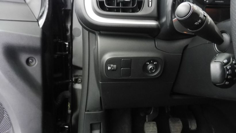 Aperçu du véhicule : 1.5 BLUEHDI 100CH S&S PLUS