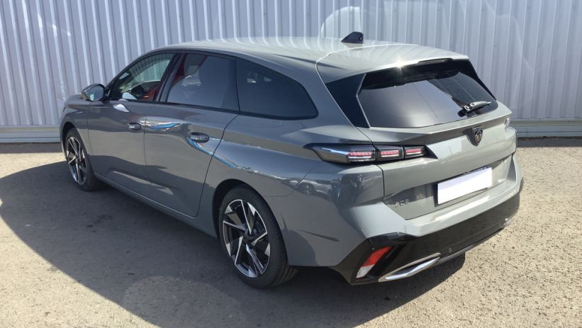 Aperçu du véhicule : 308 SW Hybrid 145 e-DCS6 Allure