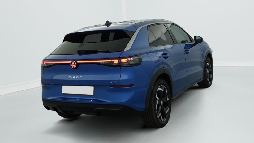 Aperçu du véhicule : 1.5 ETSI EVO2 HYBRID 150 CH DSG7 R-LINE