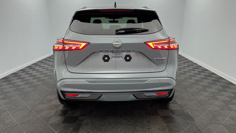 Aperçu du véhicule : e-Power 190 ch N-Design Gris Argile Toit Noir avec 2550€ d'équipements inclus