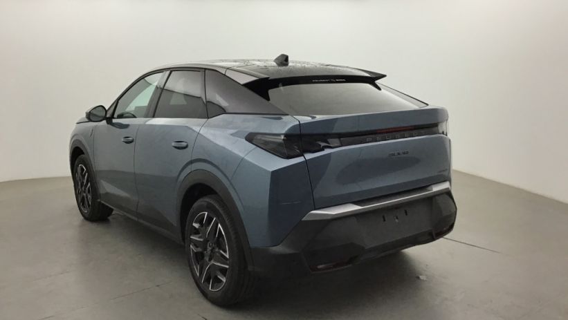 Aperçu du véhicule : 3008 Hybrid 145 e-DCS6 GT