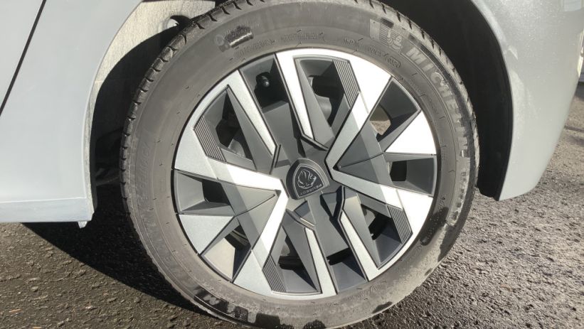 Aperçu du véhicule : 208 PureTech 100 S&S BVM6 Active