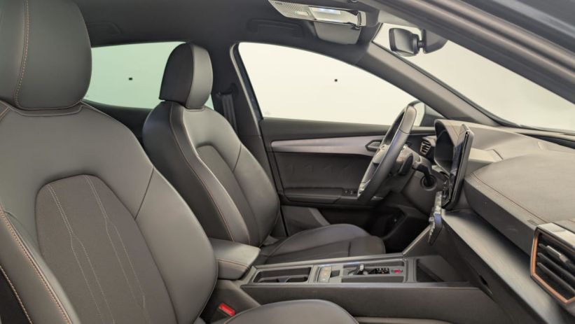 Aperçu du véhicule : 1.4 e-HYBRID 204 ch DSG6 V