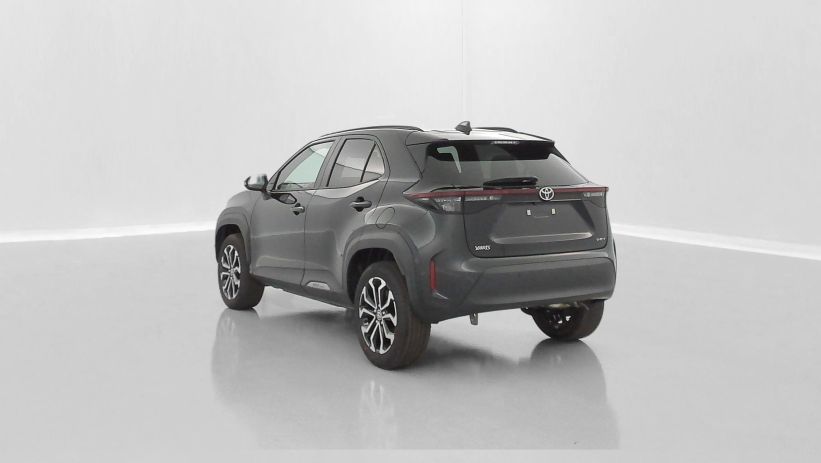 Aperçu du véhicule : 1.5 Hybride 130h Design e-CVT
