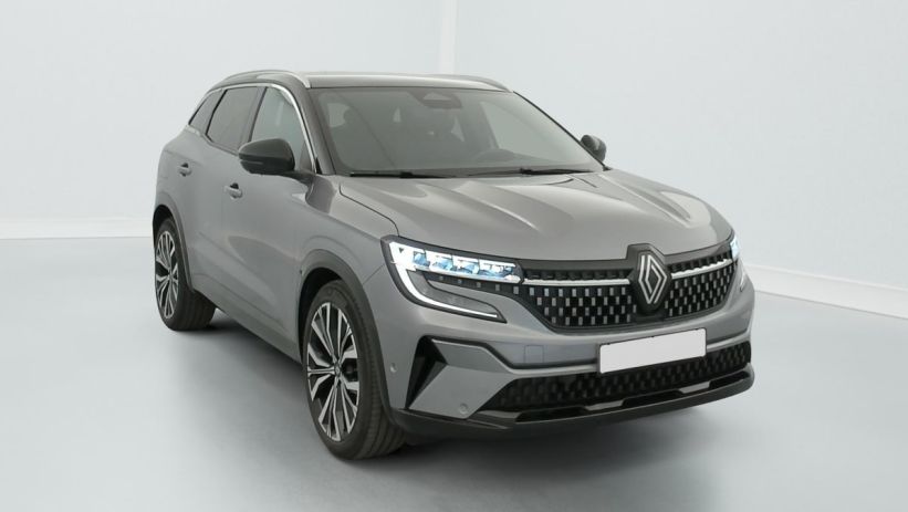 Aperçu du véhicule : E-TECH HYBRID 200 ICONIC