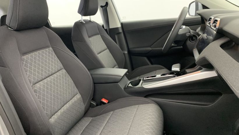 Aperçu du véhicule : 1.5 L Hybrid+ 197 ch Standard