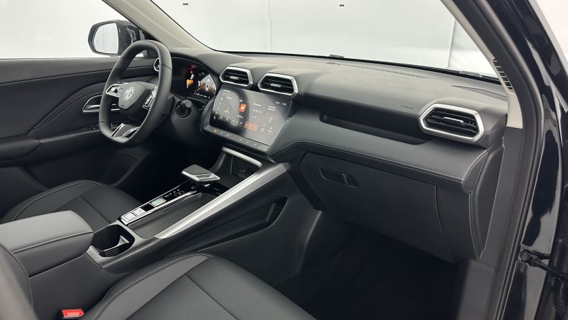 Aperçu du véhicule : 1.5 L Hybrid+ 197ch Luxury
