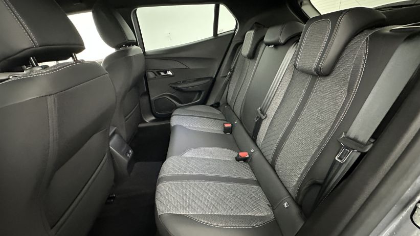 Aperçu du véhicule : II 1.2 Hybrid 145ch Allure e-DCS6