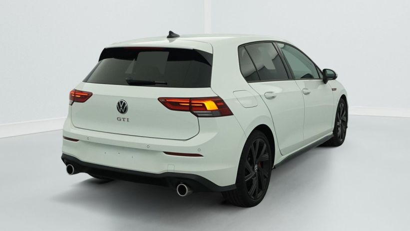 Aperçu du véhicule : 2.0 TSI 245 DSG7 GTI