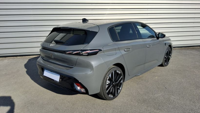 Aperçu du véhicule : 308 Hybrid 145 e-DCS6 GT