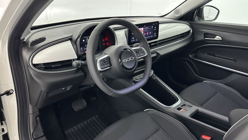 Aperçu du véhicule : 1.2 Hybrid Turbo 145ch Pop eDCT6