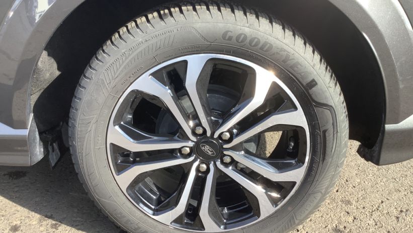 Aperçu du véhicule : PUMA 1.0 EcoBoost 125 ch mHEV S&S Powershift ST-Line