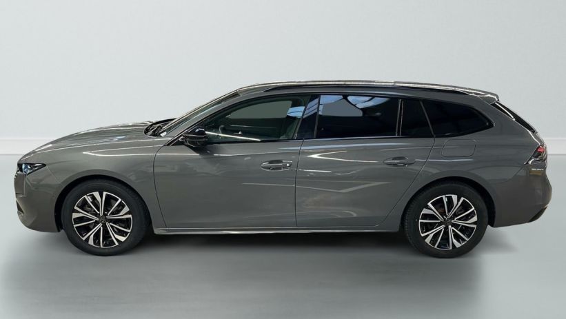 Aperçu du véhicule : Hybrid 225 e-EAT8 Allure