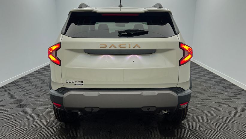 Aperçu du véhicule : Hybrid 140 4x2 Extreme Sandstone avec 1350€ d'équipements inclus