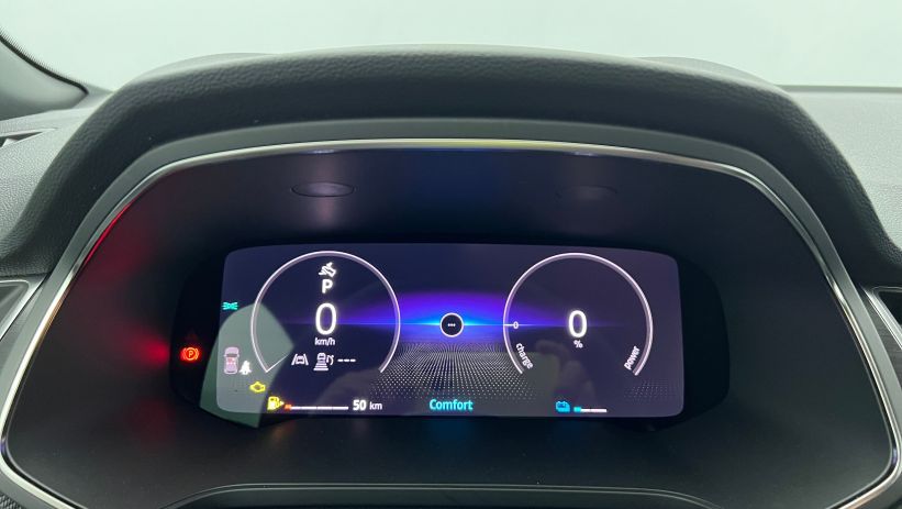 Aperçu du véhicule : E-Tech full hybrid 160 ch esprit Alpine Gris Cassiopée - Toit Noir Etoilé avec 2150€ d'équipements inclus
