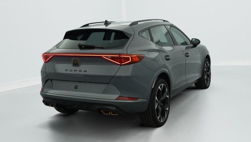 Aperçu du véhicule : 1.4 e-HYBRID 204 ch DSG6 V