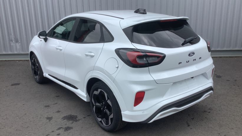 Aperçu du véhicule : PUMA 1.0 EcoBoost 125 ch mHEV S&S Powershift ST-Line X
