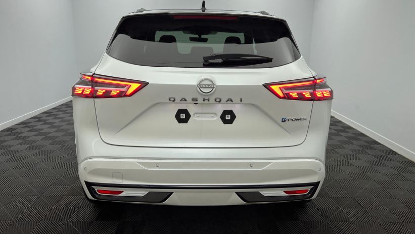 Aperçu du véhicule : e-Power 190 ch N-Design Blanc Nacré Toit Noir avec 2550€ d'équipements inclus