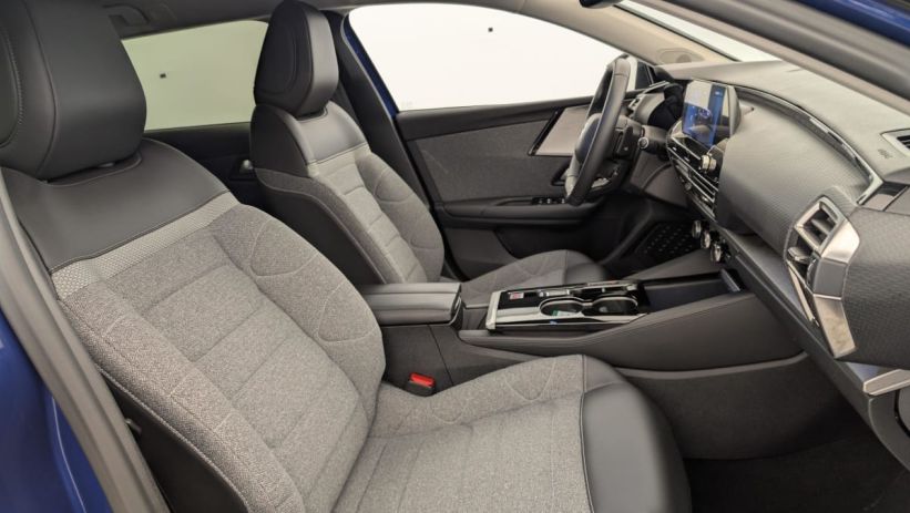 Aperçu du véhicule : PureTech 130 S S EAT8 Feel Pack