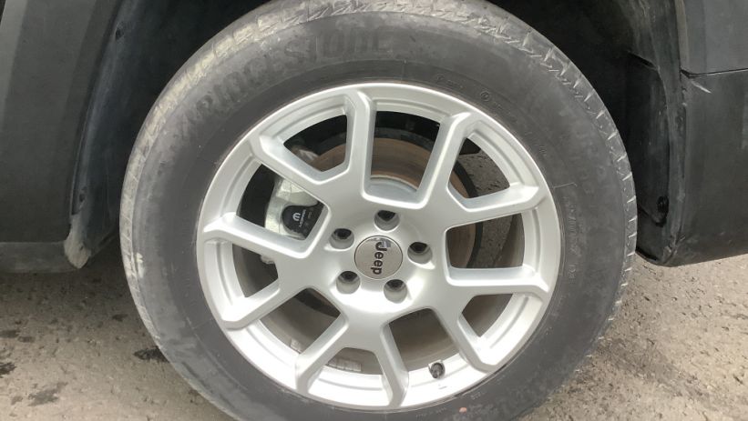 Aperçu du véhicule : RENEGADE 1.5 Turbo T4 130 ch BVR7 e-Hybrid Altitude