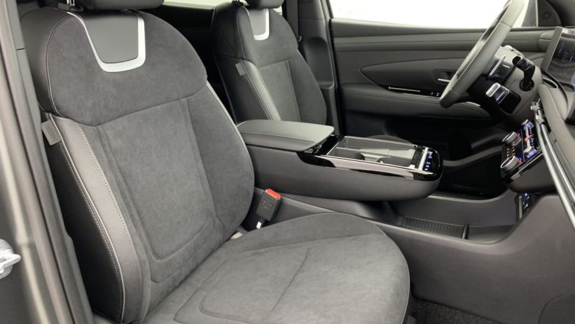 Aperçu du véhicule : 1.6 T-GDI 215 Hybrid BVA6 20eme Anniversaire