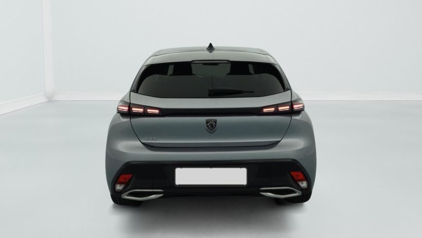 Aperçu du véhicule : Hybrid 136 e-DCS6 Allure