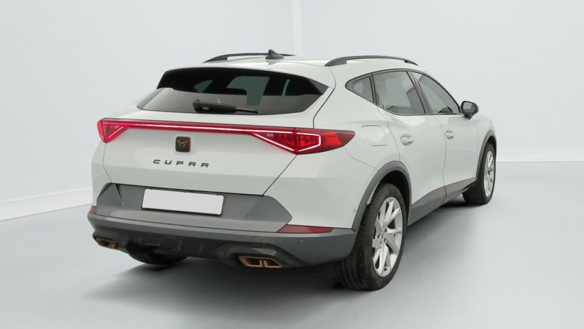 Aperçu du véhicule : 1.4 e-HYBRID 204 ch DSG6 Business Edition
