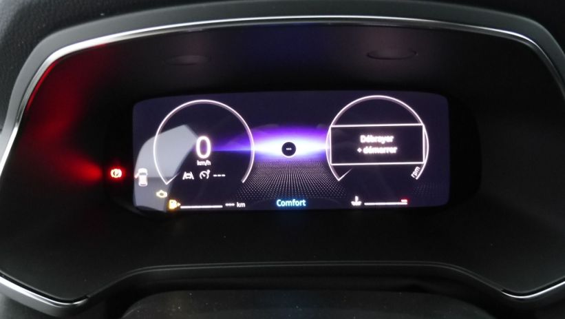 Aperçu du véhicule : 1.3 TCE MILD HYBRID 140CH TECHNO