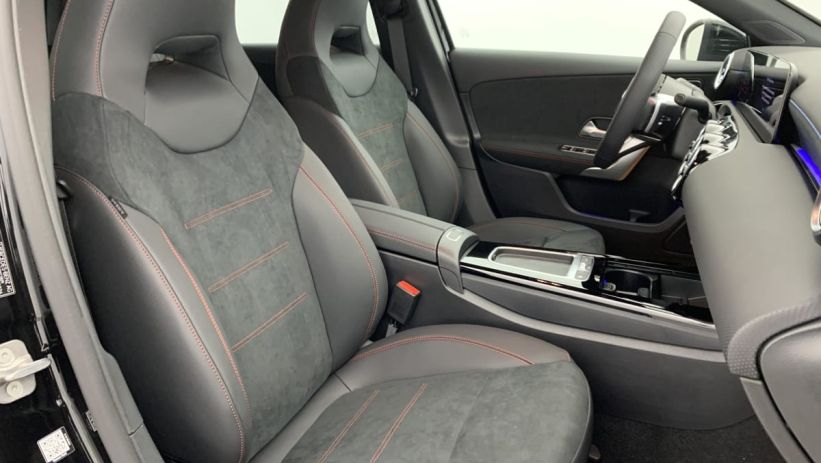 Aperçu du véhicule : 250 e Hybrid EQ 8G-DCT AMG Line