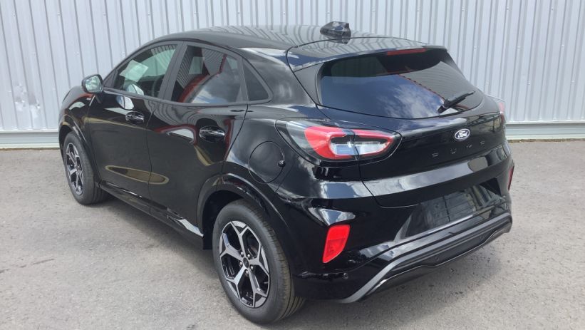 Aperçu du véhicule : PUMA 1.0 EcoBoost 125 ch mHEV S&S Powershift ST-Line