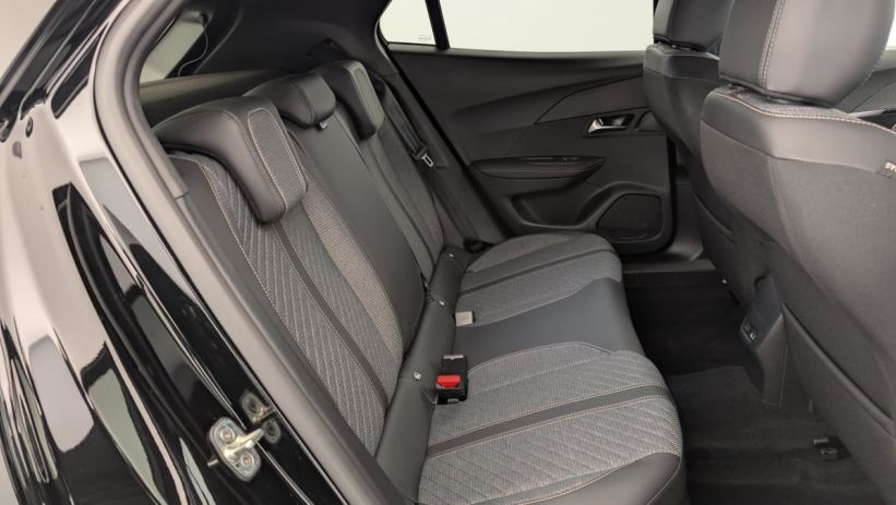 Aperçu du véhicule : 100 S S BVM6 Allure