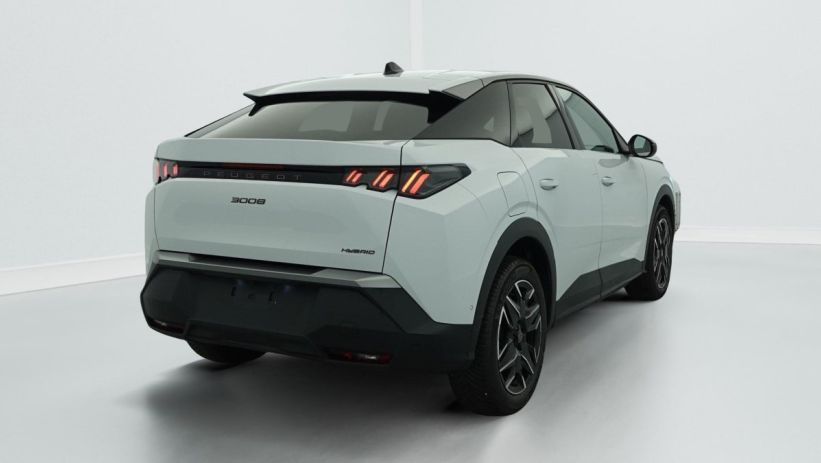 Aperçu du véhicule : HYBRID 136 E-DCS6 ALLURE