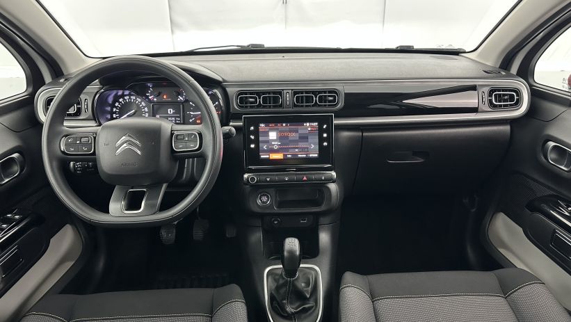 Aperçu du véhicule : III 1.2 PureTech 83ch Shine