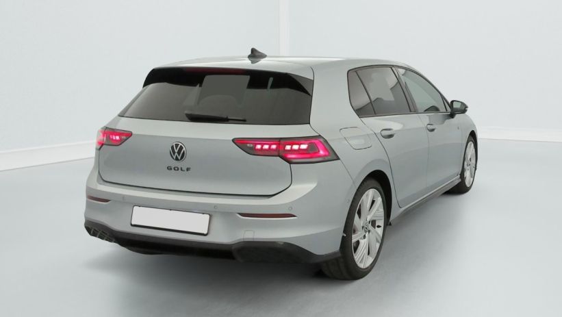 Aperçu du véhicule : 2.0 TDI 150 DSG7 R-LINE