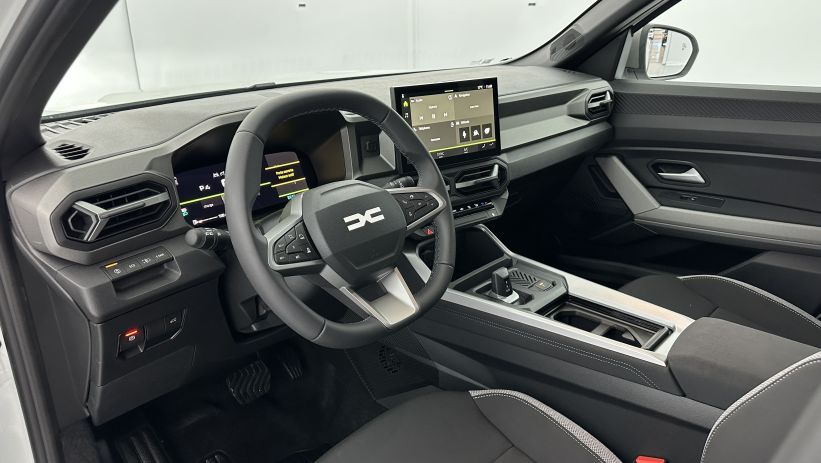 Aperçu du véhicule : Hybrid 155ch Journey