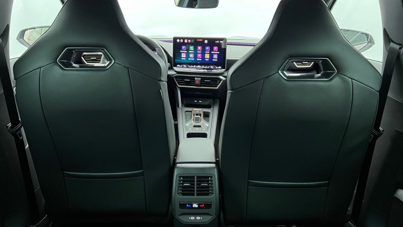 Aperçu du véhicule : 2.0 TDI 150 ch DSG7 V Gris Graphène avec 4538€ d'équipements inclus