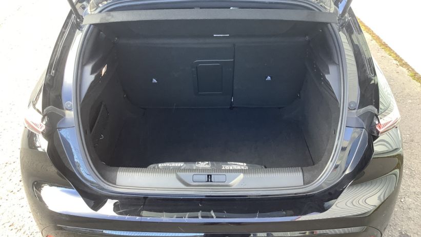 Aperçu du véhicule : 308 Hybrid 136 e-DCS6 GT