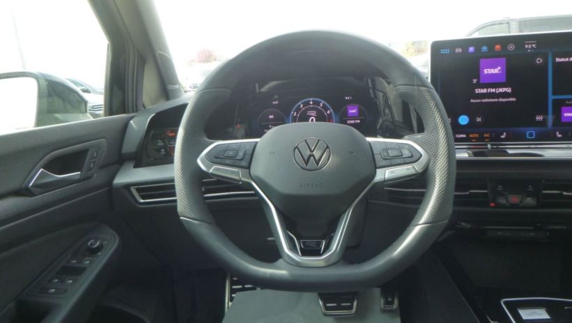 Aperçu du véhicule : Golf 1.5 eTSI EVO2 150 DSG7 R-Line