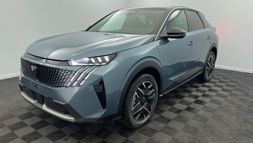 Aperçu du véhicule : Hybrid 145 e-DCS6 GT Bleu Ingaro avec 4320€ d'équipements inclus