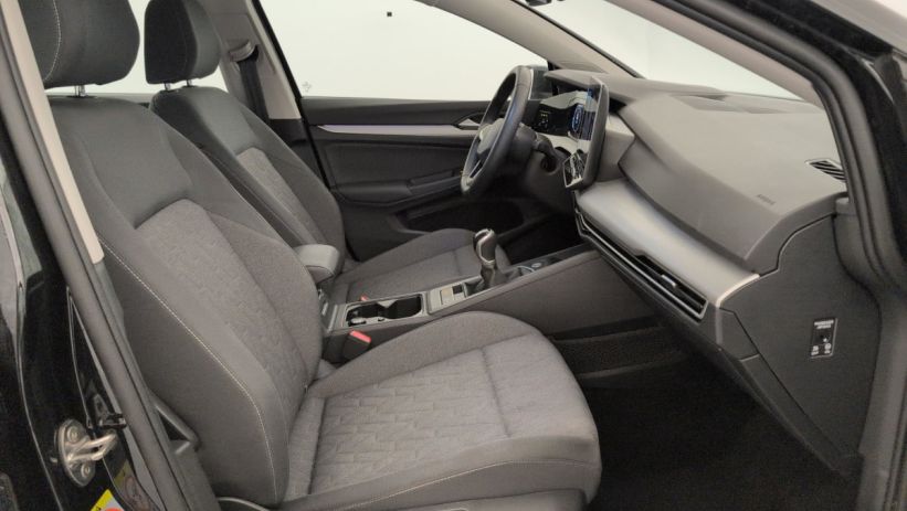 Aperçu du véhicule : 2.0 TDI 116 BVM6 LIFE PLUS