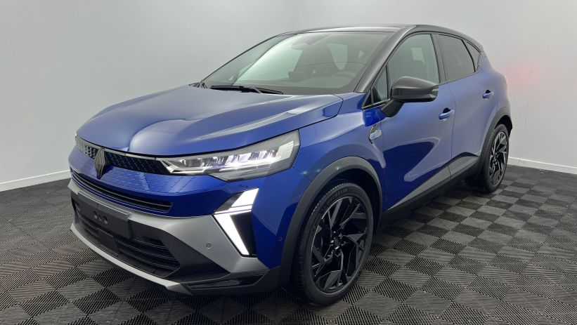 Aperçu du véhicule : E-Tech full hybrid 160 ch esprit Alpine Bleu Iron - Toit Noir Etoilé avec 1500€ d'équipements inclus